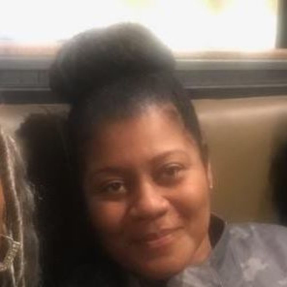 Meet your Posher, Denee